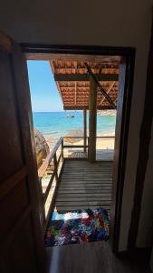 Chalé Pé na Areia Por do Sol