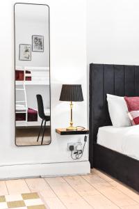 The Classic London Stay 4 mins Kings Cross 6 mins London Central