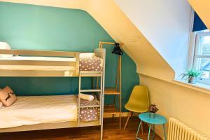 Majestic Mews with Free ParkingBy My Getaways