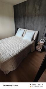 Le cocon normand studio de jardin et son écrin de verdure