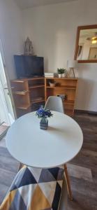 Studio à 10min à pieds des Cures