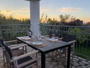 Artemis Villa