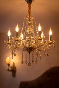 Stylish & Cozy Venetian House