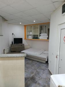 Apartment 102, Vila "Plan"