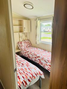 Flamingoland land private caravan A051 Willows Grove