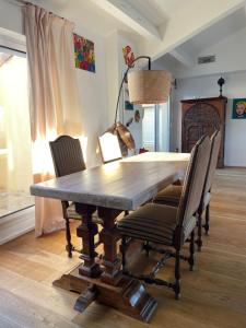 Stylish Marseille Prado Loft Walk to velodrome and metro