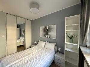 Cosy apartment near to the Chopins airport Cybernetyki 2C