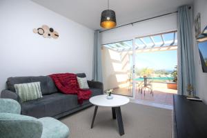 HARMONY of Sew view, Nature and Amazing Pool