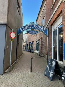 The Linen Loft - 2 Bed Luxury Apartment - Central Town Location