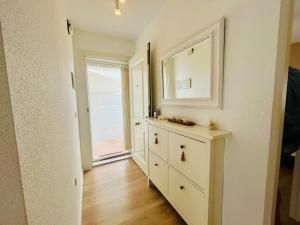 Font Nova II Bookapartments