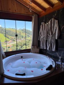 Pousada da Cachoeira - Chalé Refúgio nas Montanhas