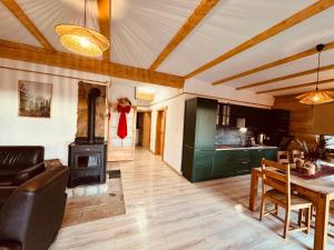 Chata Santa Claus - Rudolf i Pyszałek GÓRY SOWIE