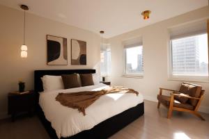 Exclusive Midtown Luxury Step From Times Square