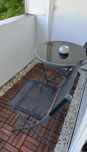 FeWo am Deich 2, modernes Apartment mit Balkon und Aufzug