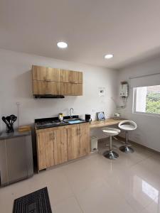 Luxury apartment with pool view and Jacuzzi