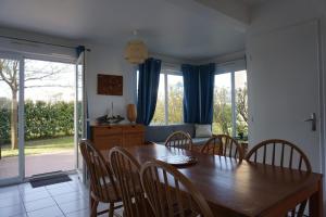 Maison de vacances 6-8 pers, au bord du Lac de Hourtin, avec piscine