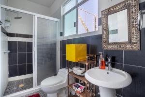 Villa a 10 mins de Tx 5 habs 6 baños jacuzzi brincolín