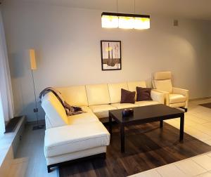 Apartament WENGE w centrum Ustronia