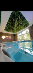 Tropic Bloom Lyonnais