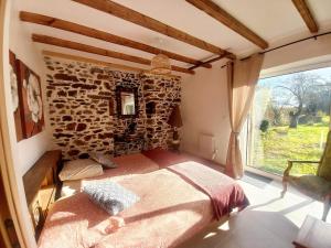 3 kms de Binic maison en pierres 4 chambres jardin