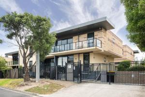 Fazzys Haven - Capel Sound