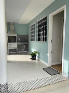 Casa à 250 metros da praia, Florianópolis, SC