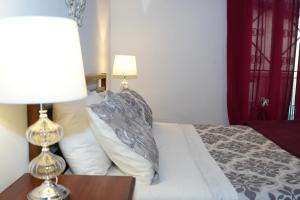 La Torre del Moro - RH Collection