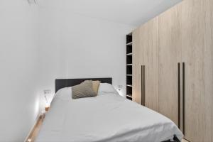 Contemporary Retreat