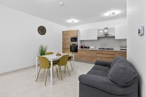 Contemporary Retreat