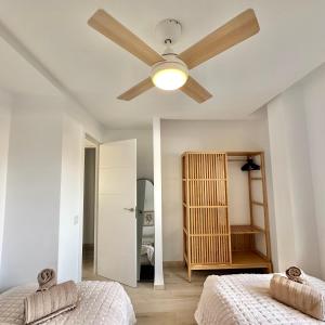 (NEW) Beachside apartment - Calahonda Beach