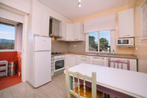 Encantadora y cálida cerca de Vigo by CABANA Rentals