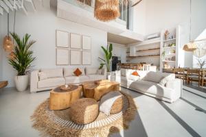 Sayan Villas