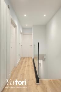 Modern, Central Windsor Retreat, Free Parking