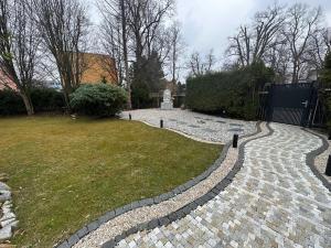 Villa with swimming pool near Prague