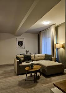 Luxury District - Panoramic View Urban Apartment