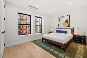 The Harlington Retreat by RoveTravel Private Backyard & Rooftop