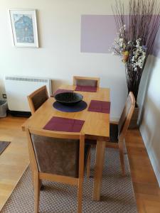 Feng Shui Flat for 4