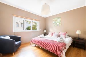 Exquisite Townhouse for up to 8 in Lisbon City Center