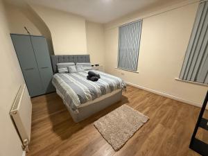 4-Bed Manchester Retreat Great for Groups
