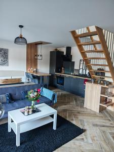 Nice little duplex house in Elancourt village