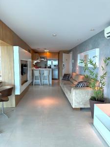 Apartamento com vista impressionante da orla de Balneário Camboriú