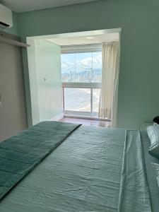 Apartamento com vista impressionante da orla de Balneário Camboriú