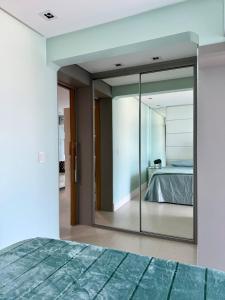 Apartamento com vista impressionante da orla de Balneário Camboriú