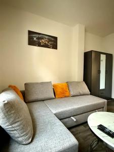 Lovely and cosy Appartment 7 min from Gare du Midi for 3-4 people Brussels
