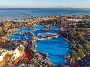 Sea Beach Edge By Rotana