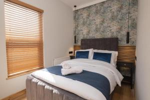 Double Room 18 Self Check-In Accommodation with access to shared kitchen