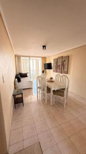 Gran departamento con Vista Panorámica sobre Avenida Colon