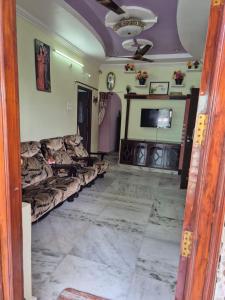 2 Bed Rooms AC Home in Gandhinagar Vijayawada