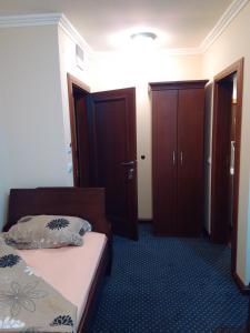 Triple Room room in Hotel Village