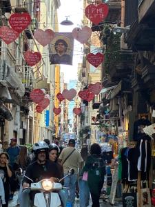 Domus Gazzara -Napoli Centro Storico